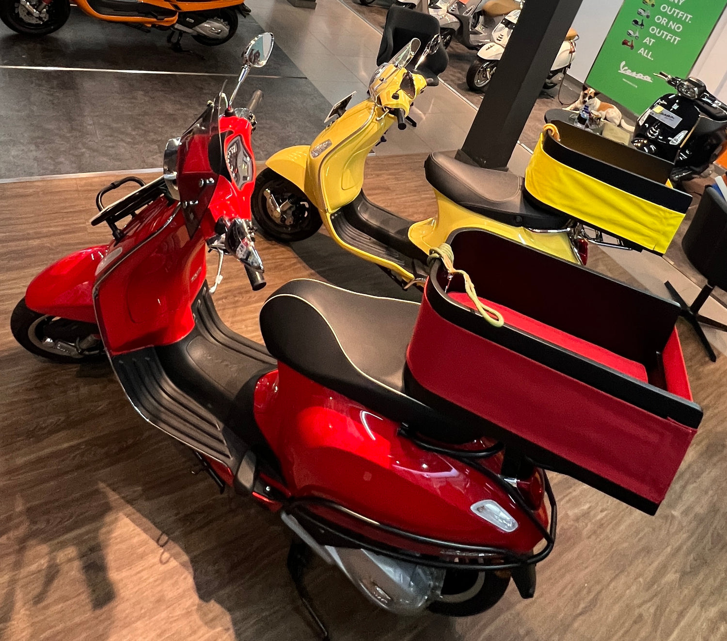 Vespa - MotoDogPods